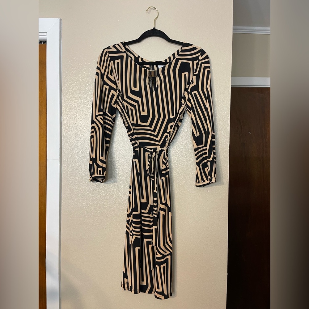 Joseph Ribkoff Black & Tan Geometric Print Belted Dress – Size 12